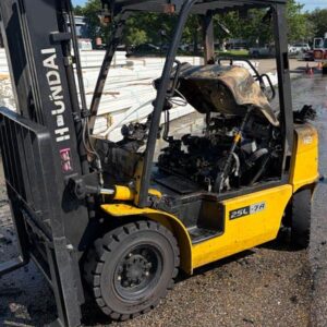 2014 Hyundai 25L-7A Forklift
