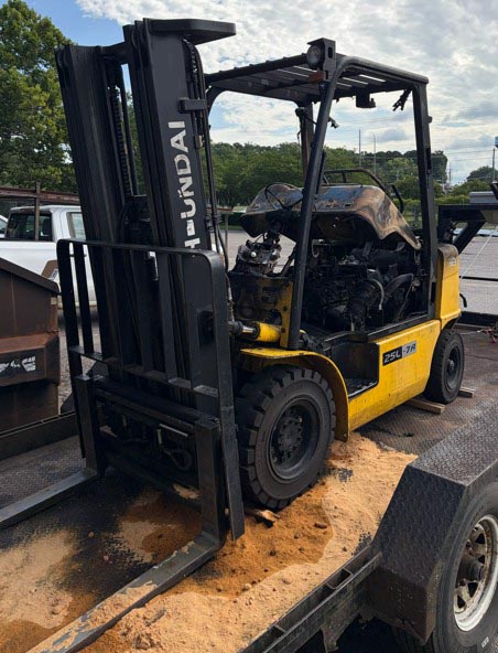2014 Hyundai 25L-7A Forklift - Image 4