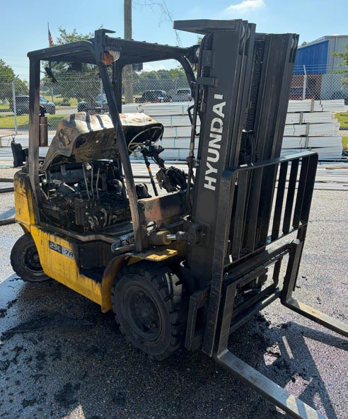 2014 Hyundai 25L-7A Forklift - Image 7