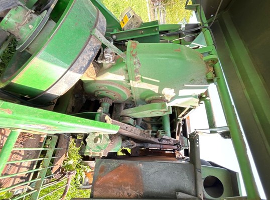 1999 John Deere 100T Big Square Baler - Image 11
