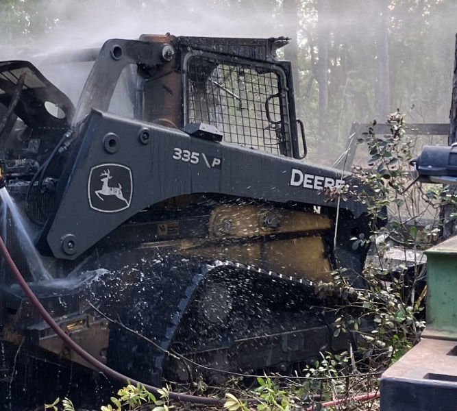 2025 John Deere 335 P-Tier Compact Track Loader - Image 3
