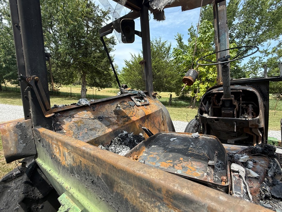 1976 John Deere 4630 Tractor - Image 8