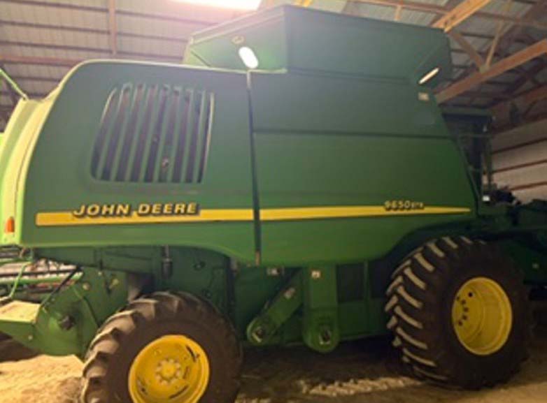 1999 John Deere 9650 STS Combine