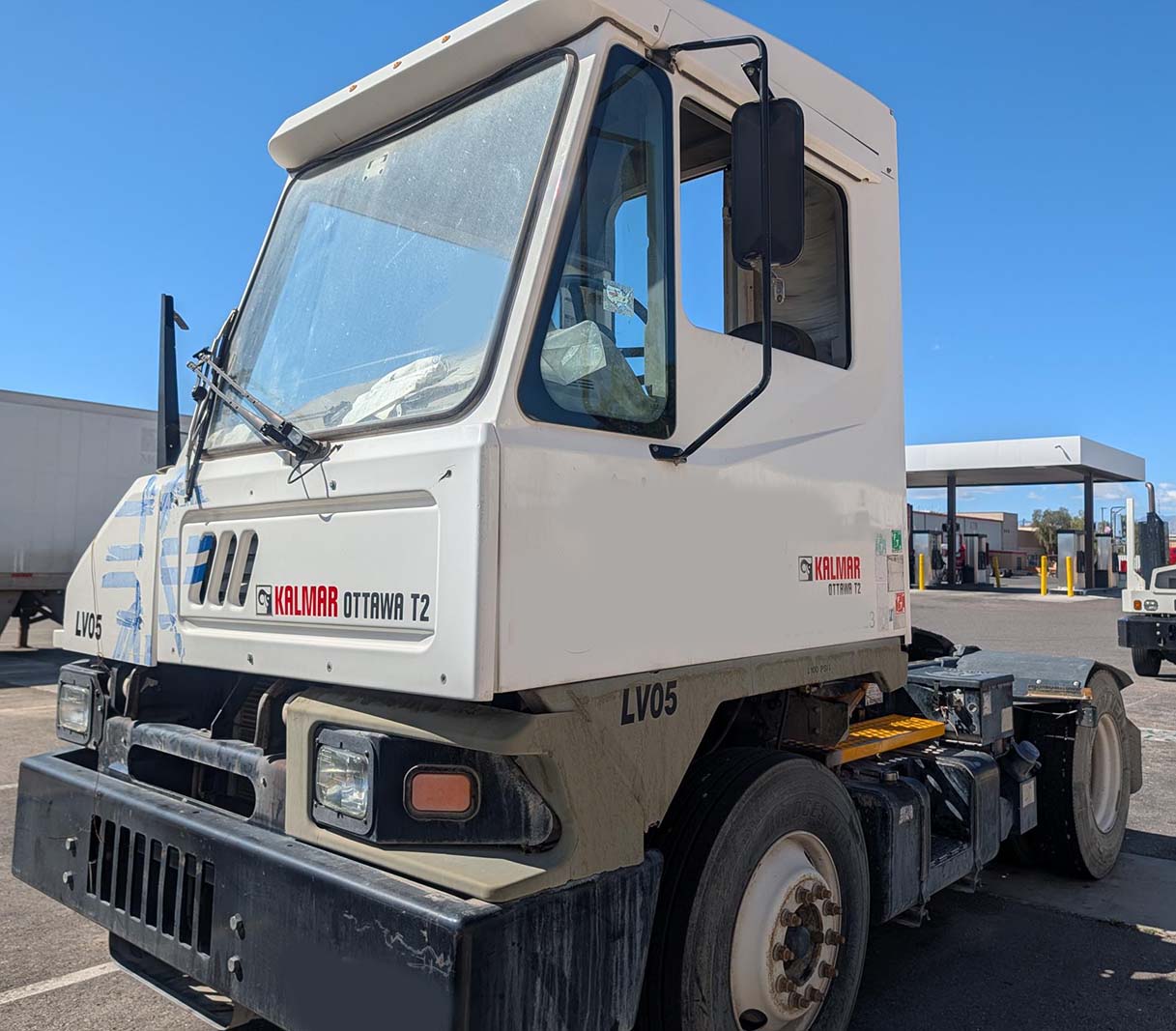 Yard Trucks - Image 6