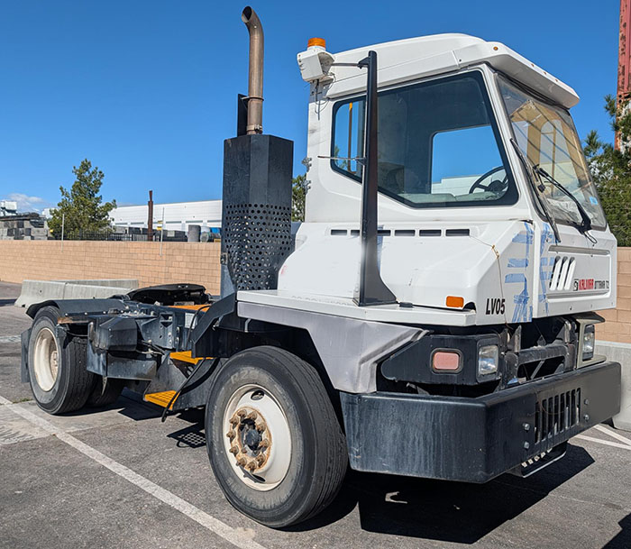 Yard Trucks - Image 7