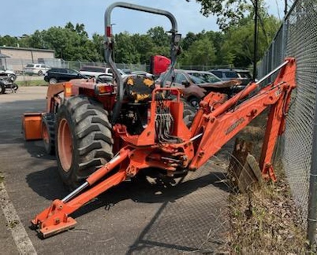 Kubota L4400 Tractor - Image 3