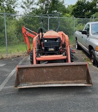 Kubota L4400 Tractor