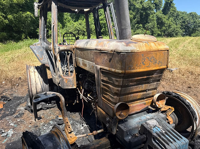 1987 Ford 7710 Tractor - Image 11