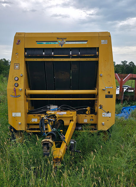 1998 Vermeer 605 Series L Baler