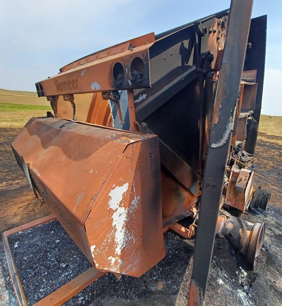 2018 Vermeer 605N Select Baler - Image 9