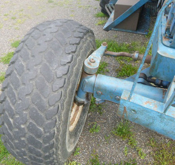 1976 Ford 7700 Tractor - Image 14