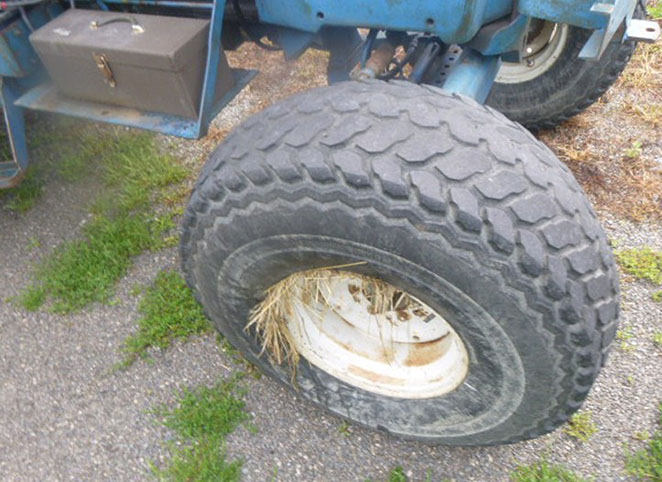 1976 Ford 7700 Tractor - Image 15