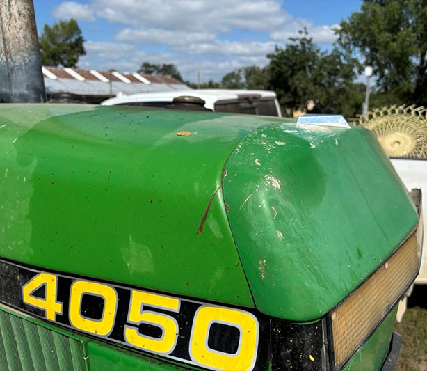 1988 John Deere 4050 Tractor - Image 12