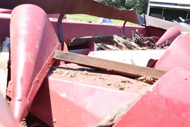 1990 CASE IH 1063 Corn Header - Image 6