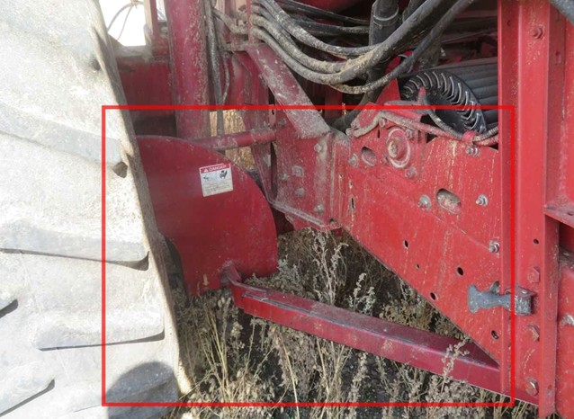 1994 CASE IH 1688 Combine - Image 10