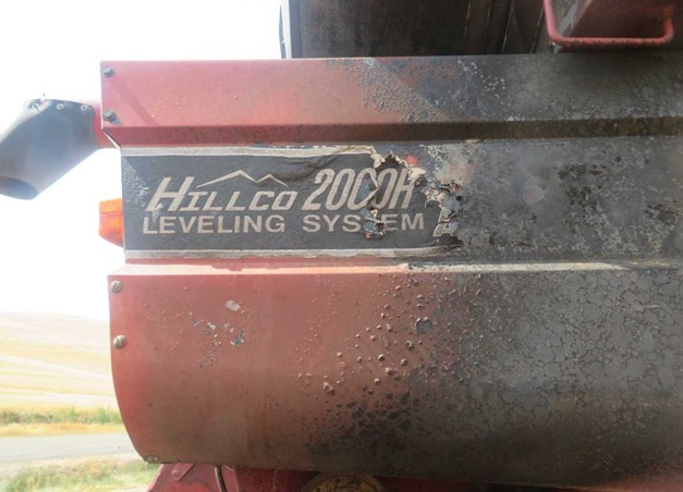 1994 CASE IH 1688 Combine - Image 15
