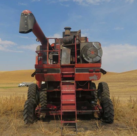 1994 CASE IH 1688 Combine - Image 4