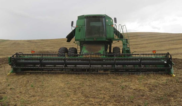 1995 John Deere 9600 Combine - Image 2