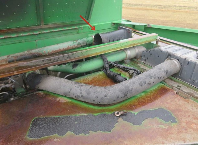 1995 John Deere 9600 Combine - Image 21