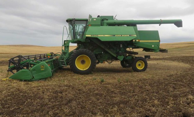 1995 John Deere 9600 Combine - Image 5