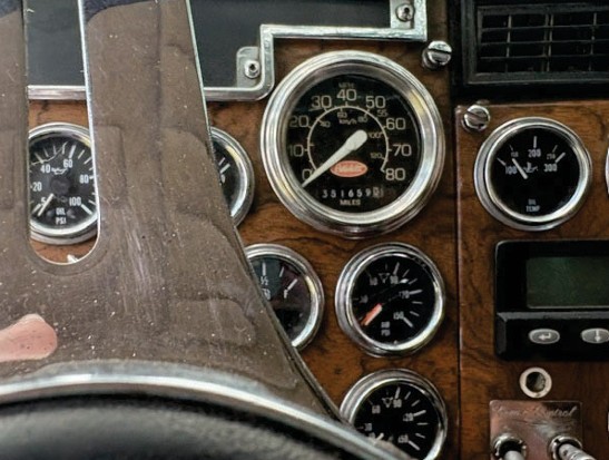 2000 Peterbilt 379 - Image 11