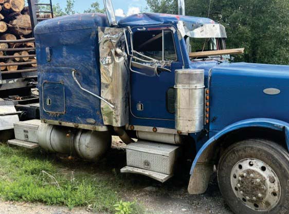 2000 Peterbilt 379 - Image 2