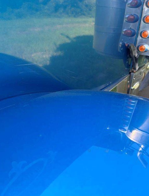 2001 Peterbilt 379 - Image 23