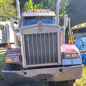 2003 Kenworth W900L