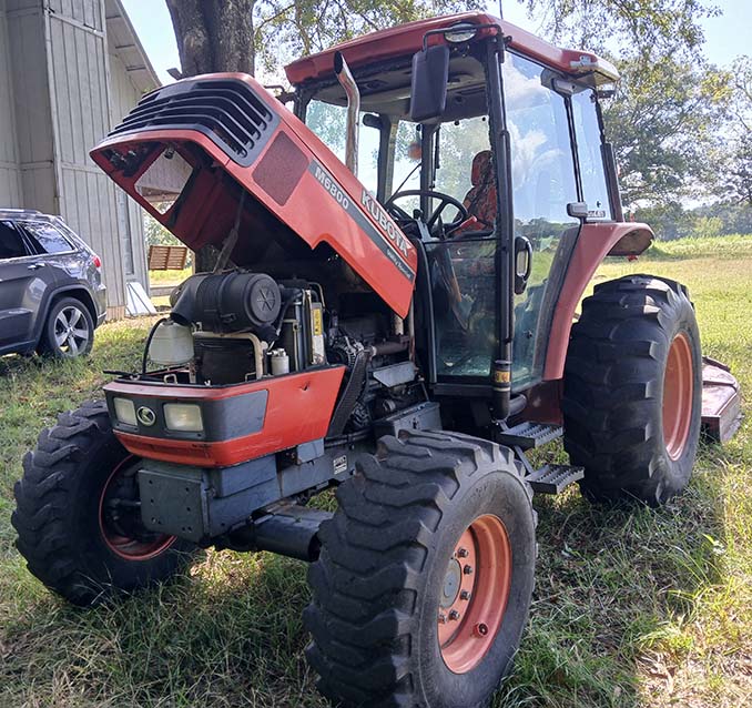 2003 Kubota M6800 Tractor