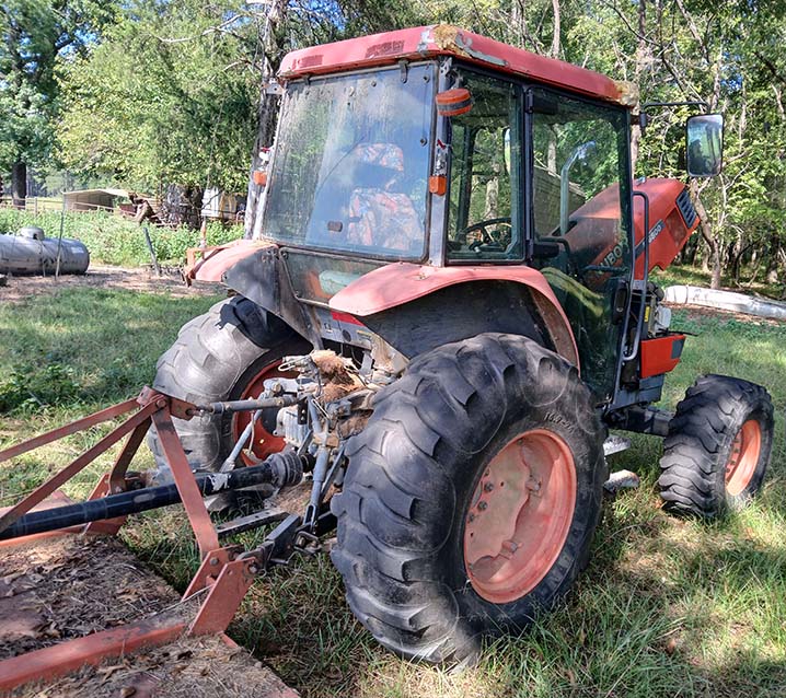 2003 Kubota M6800 Tractor - Image 3