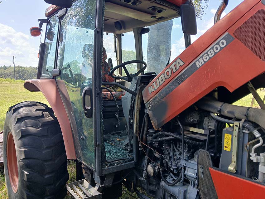 2003 Kubota M6800 Tractor - Image 5