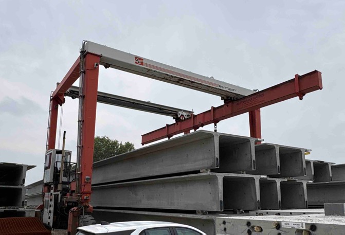 2003 Shuttlelift TSL 50B Gantry Crane - Image 3
