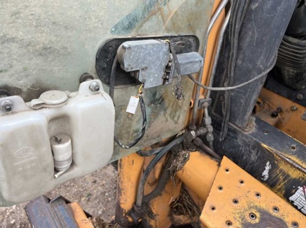 2004 CASE 60XT Skid Steer - Image 16