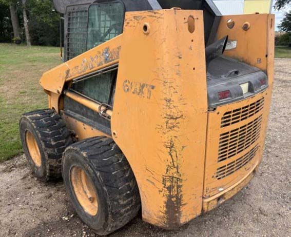 2004 CASE 60XT Skid Steer - Image 3