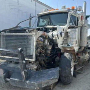 2004 Kenworth T800 Cab and Chassis
