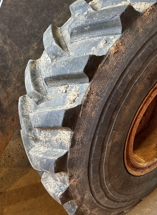 2005 John Deere 544J Wheel Loader - Image 5