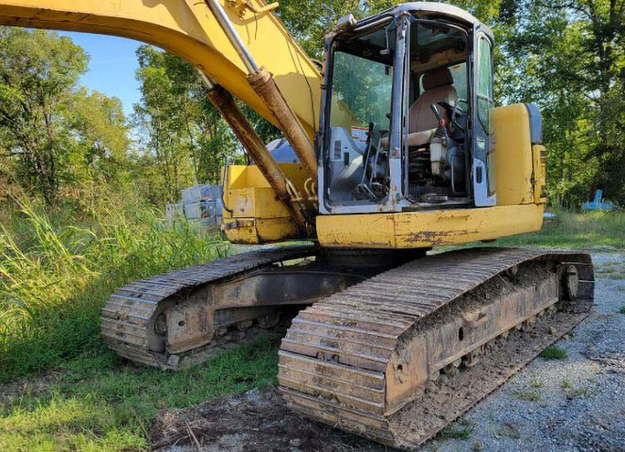 2005 Komatsu PC228USLC Excavator