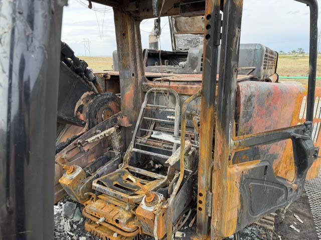 2007 Caterpillar 345C Excavator - Image 11