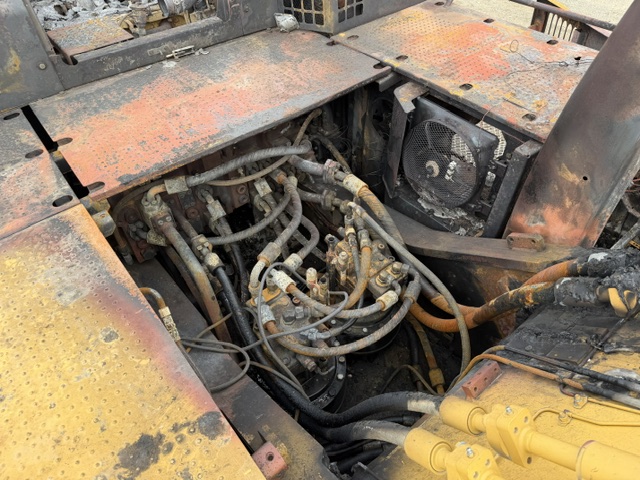 2007 Caterpillar 345C Excavator - Image 16