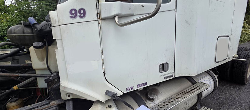 2007 Freightliner Columbia 120 - Image 20