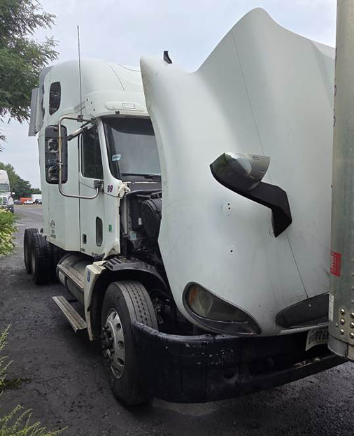 2007 Freightliner Columbia 120 - Image 6
