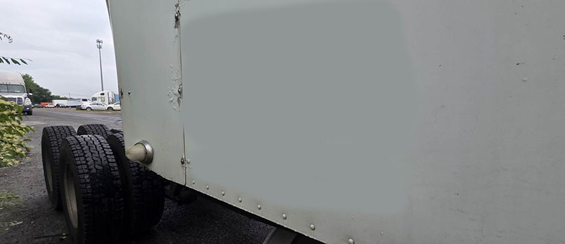 2007 Freightliner Columbia 120 - Image 9