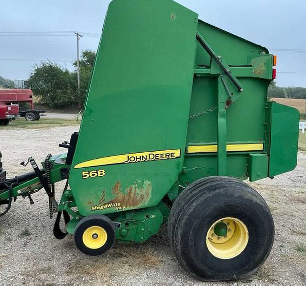 2007 John Deere 568 Baler