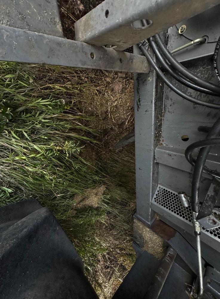 2008 Gleaner R75 Combine - Image 21