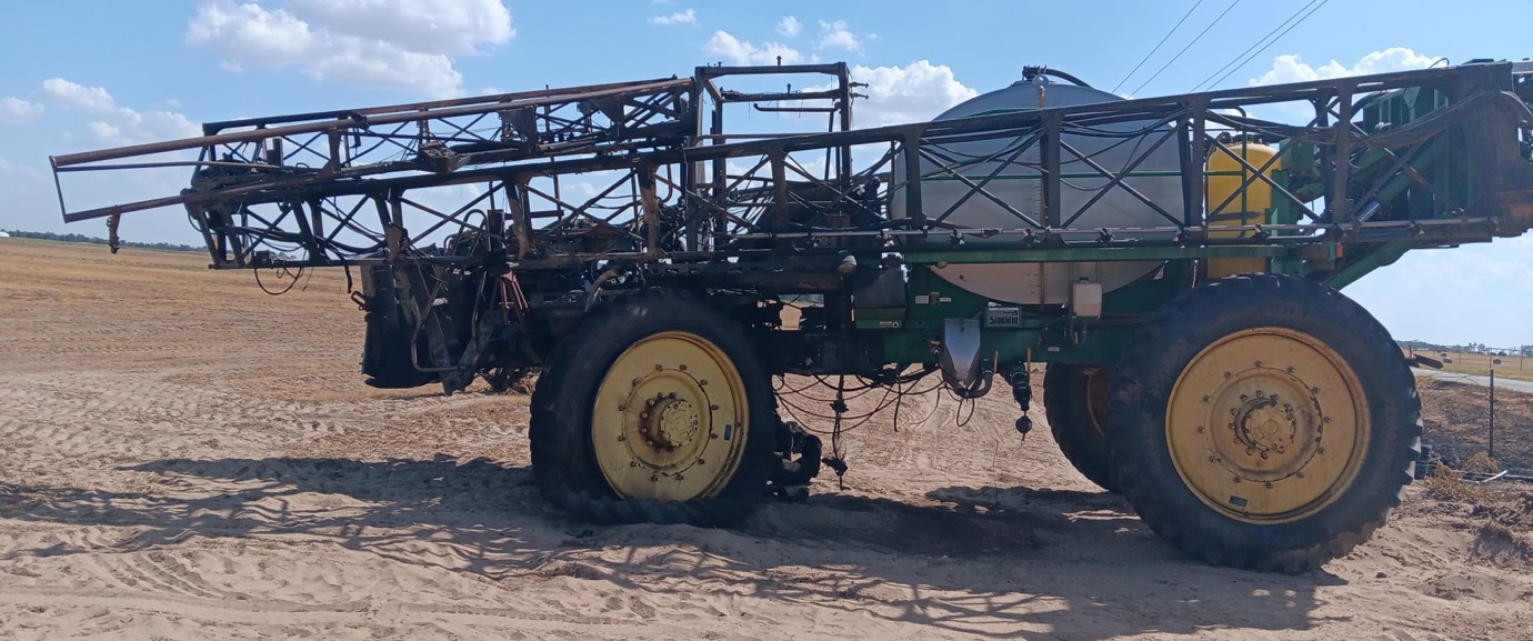 2008 John Deere 4930 Self-Propelled Sprayer