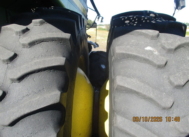 2008 John Deere 9770 Combine - Image 13