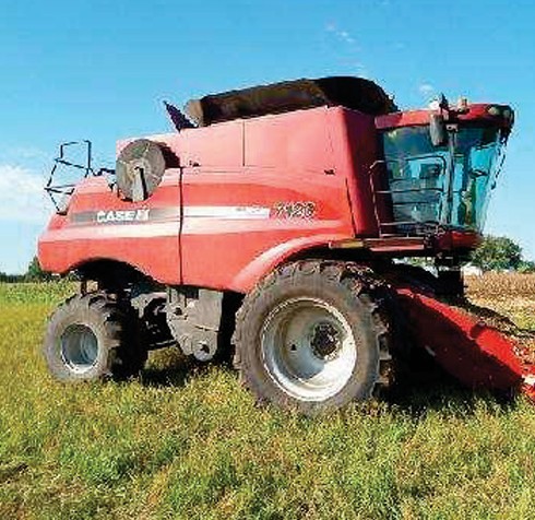 2009 Case IH 7120 Combine - Image 13