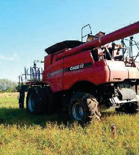 2009 Case IH 7120 Combine - Image 14
