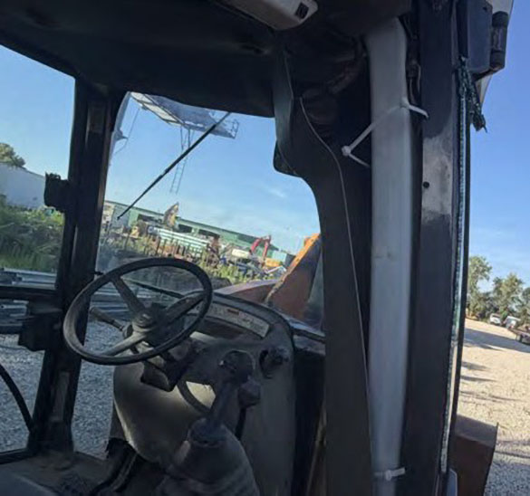 2010 CASE 580 Super M Backhoe - Image 11