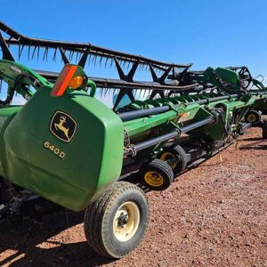 2011 John Deere 640D Header